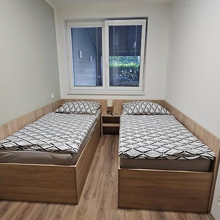 Rezidence Belehradska Apartment Most Bagian luar foto