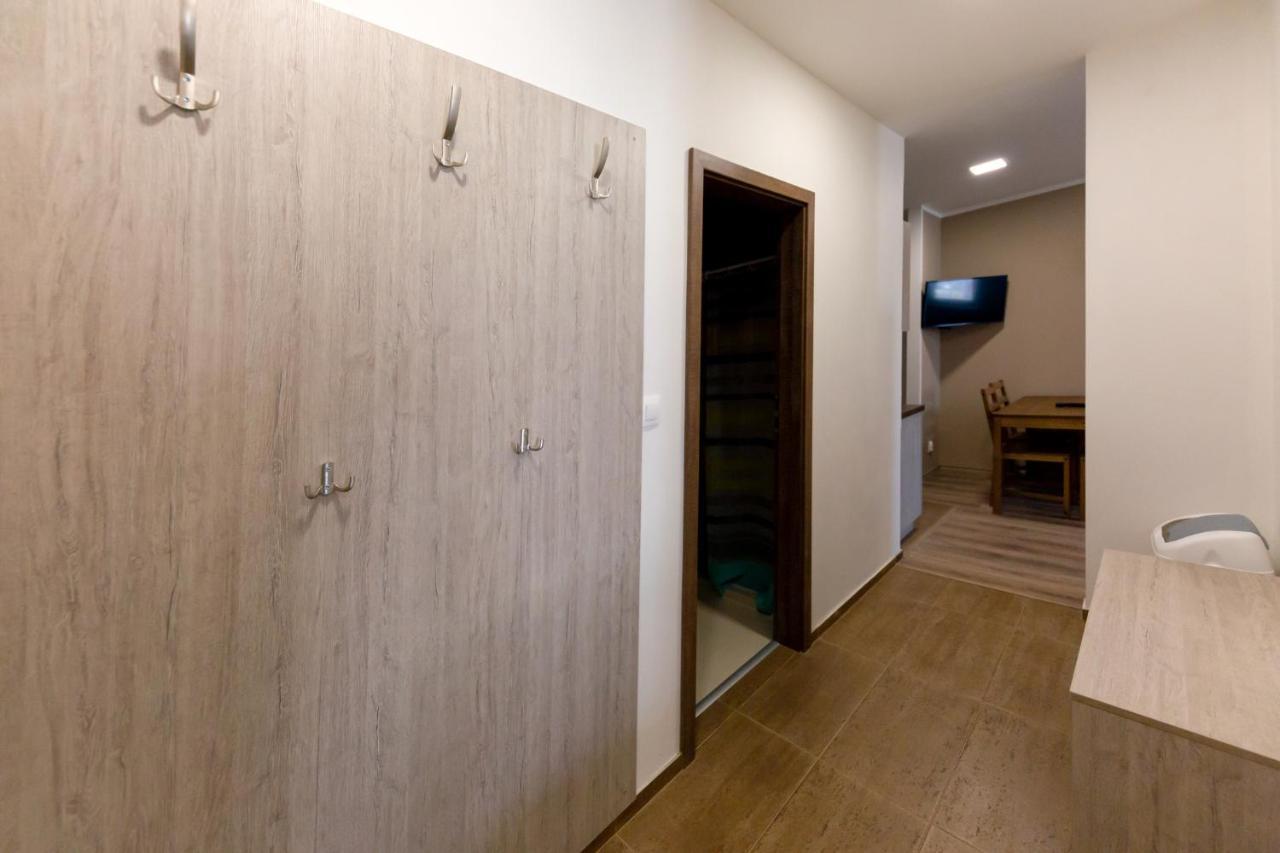 Rezidence Belehradska Apartment Most Bagian luar foto