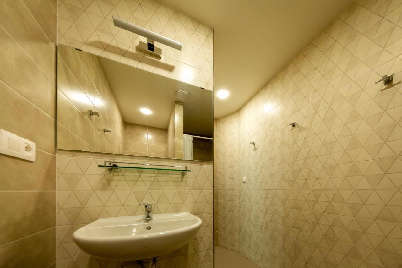 Rezidence Belehradska Apartment Most Bagian luar foto