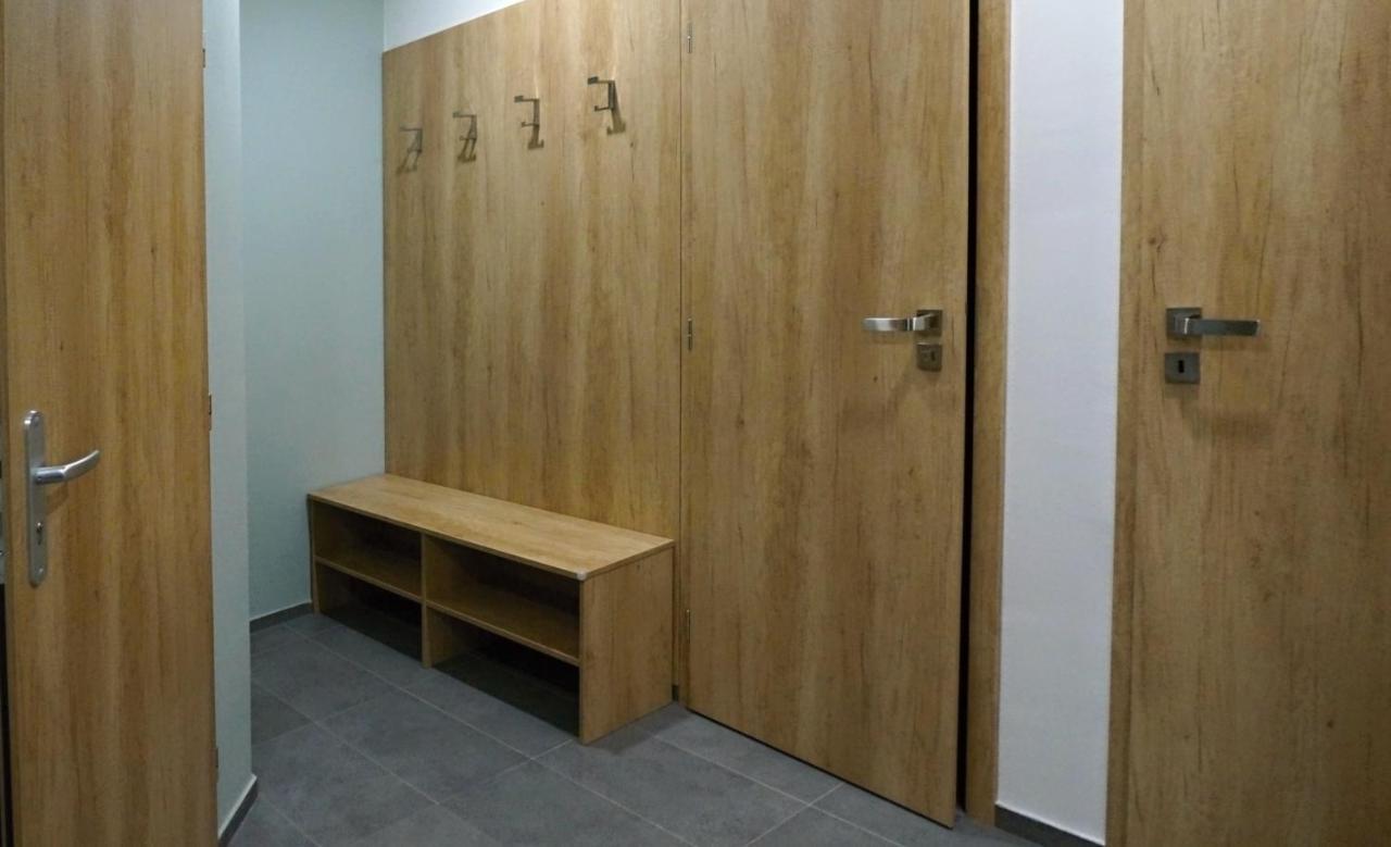 Rezidence Belehradska Apartment Most Bagian luar foto