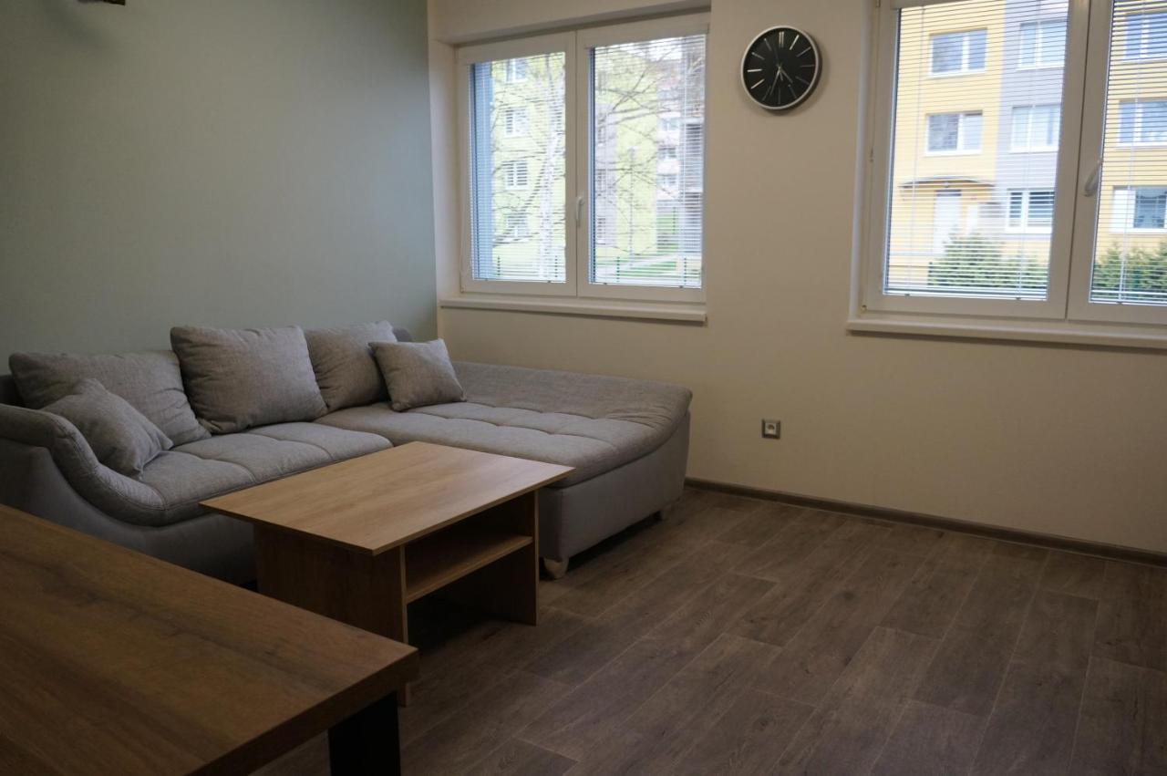 Rezidence Belehradska Apartment Most Bagian luar foto